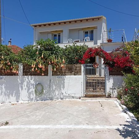 Villa Theo Marathiás Esterno foto