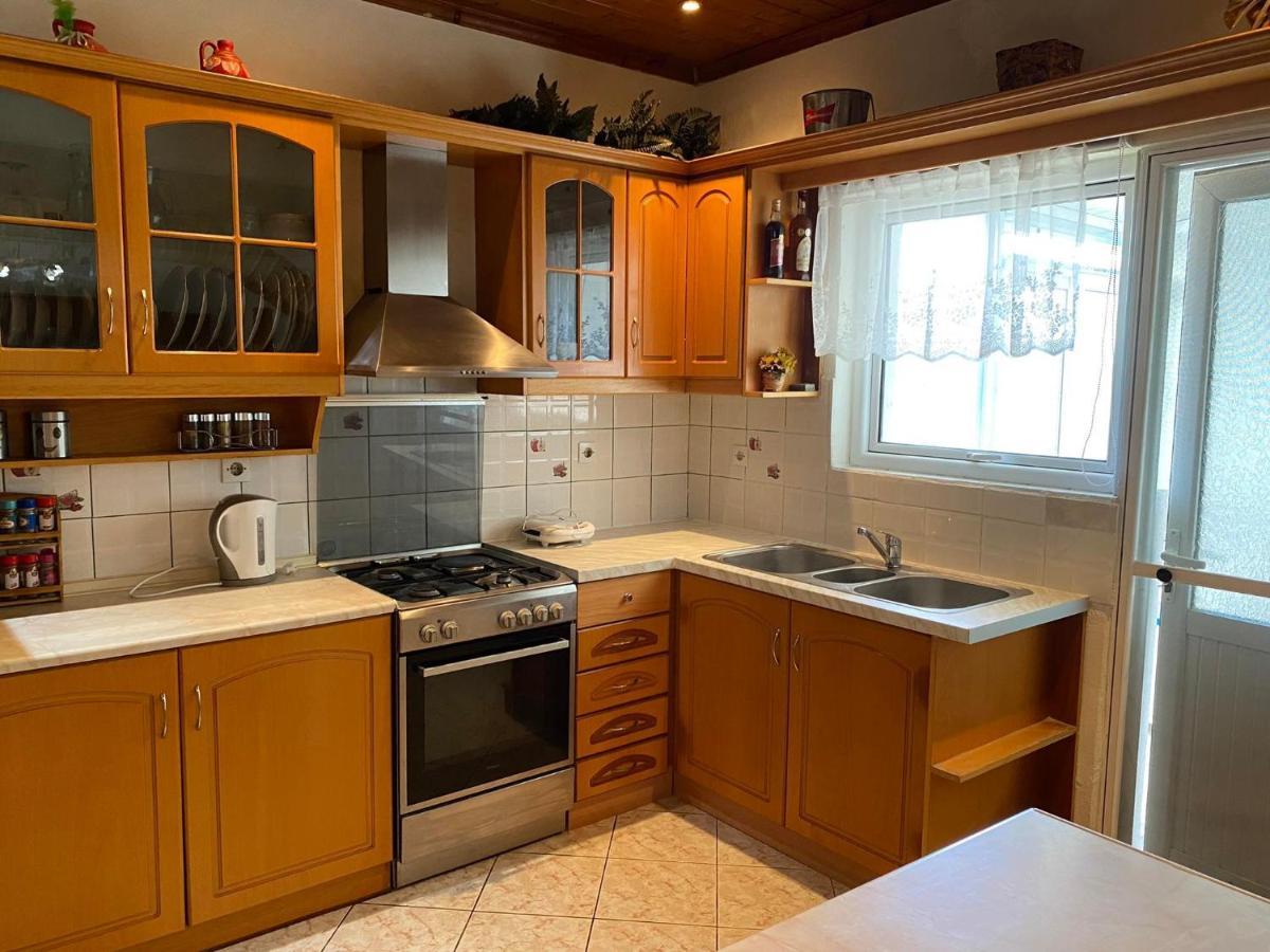 Villa Theo Marathiás Esterno foto