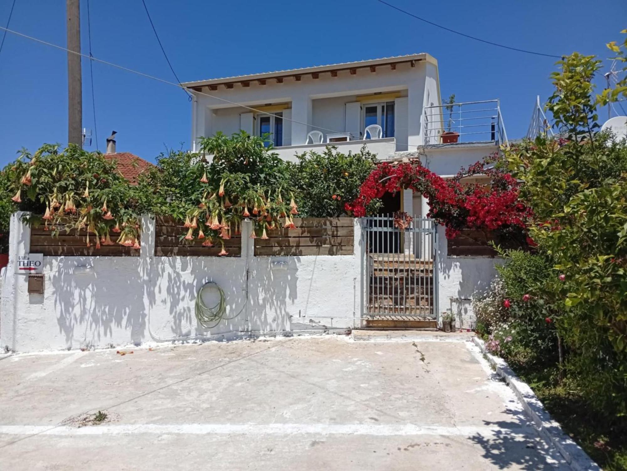 Villa Theo Marathiás Esterno foto